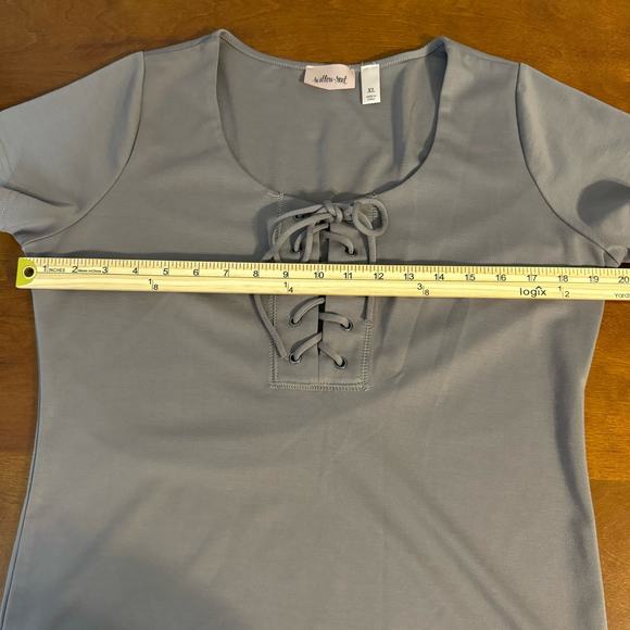 Willow & Root Women's Scoop Neck Lace Up Short Sleeve Taupe Top Size XL - Picture 3 of 8